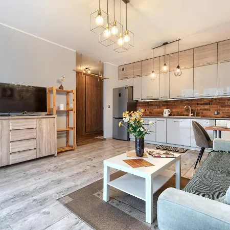 Central Business With Parking By Rentujemy Apartment *